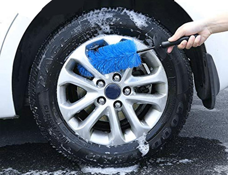 Bày Cách Giúp Tài Xế Vệ Sinh Bánh Xe Luôn Sáng Bóng - Lốp Ô Tô Joyroad