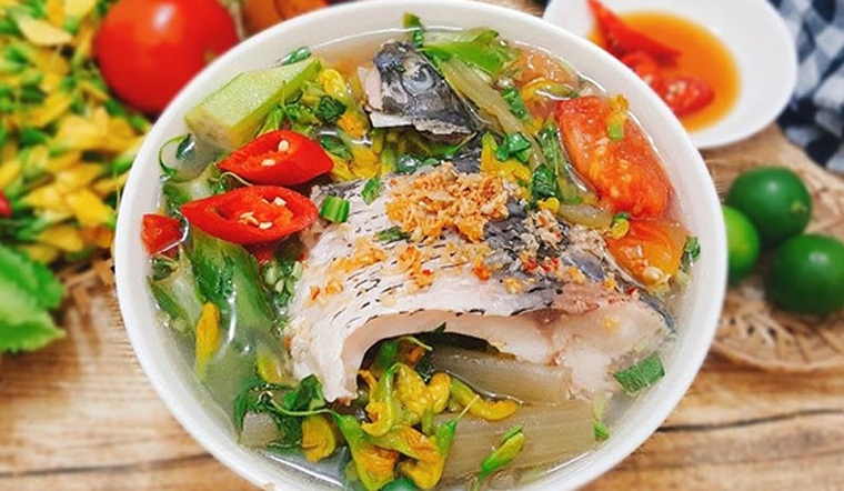 Cách nấu canh chua cá chép thơm ngon bổ dưỡng không bị tanh cho bà bầu