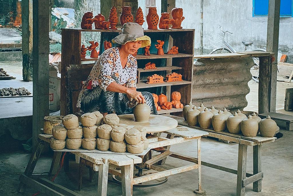Làng gốm Thanh Hà, vẻ đẹp trầm mặc ở Hội An | VIETRAVEL - Vietravel