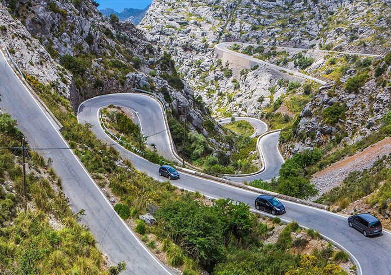 Kinh nghiệm lái ô tô đường Tây Bắc đèo dốc