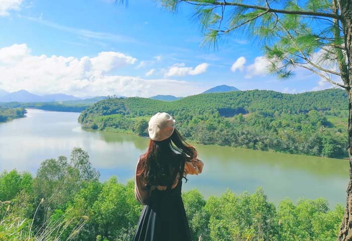 Lên Đồi Vọng Cảnh Huế Ngắm Trọn Vẻ Đẹp Đất Trời Xứ Mộng Mơ