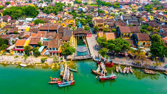 Thu phí vào phố cổ Hội An, bảo vệ di sản hay tận thu du khách? | Báo Sài  Gòn Đầu Tư Tài Chính