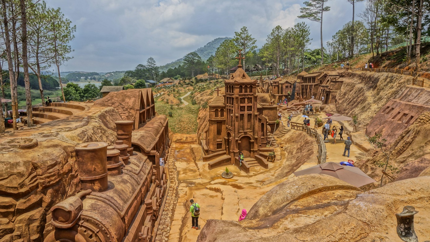 Bí kíp du lịch Đường Hầm Đất Sét Đà Lạt siêu chi tiết