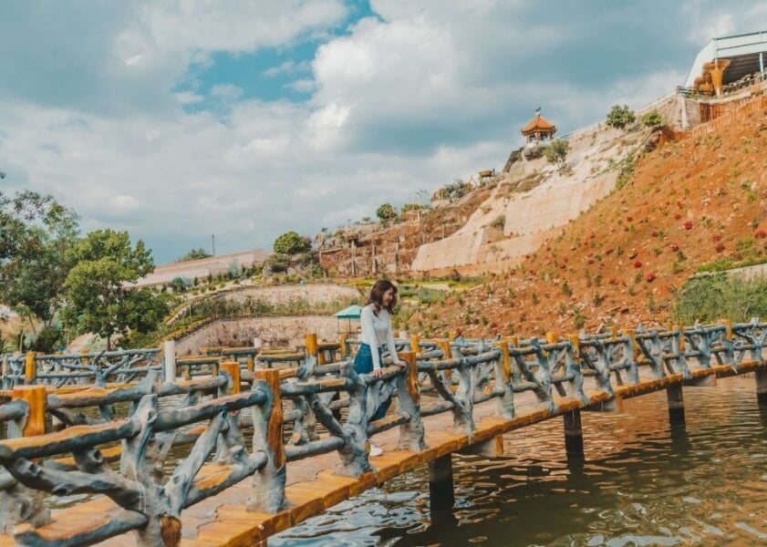 Đèo Tà Nung: Check in “cung đường tơ lụa” hùng vĩ của Đà Lạt