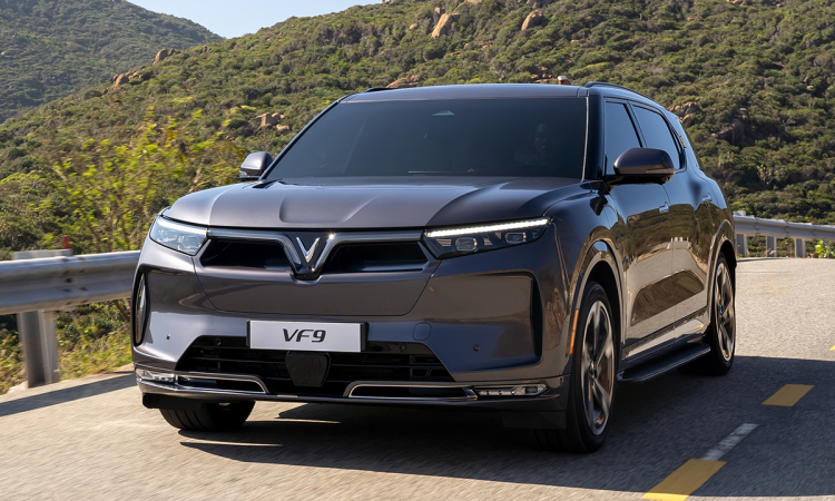 VinFast VF 9: giá lăn bánh 11/2023, TSKT, đánh giá chi tiết