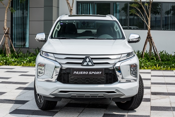 Mitsubishi Pajero Sport 2024: Giá Lăn Bánh & Khuyến Mãi 1/2024